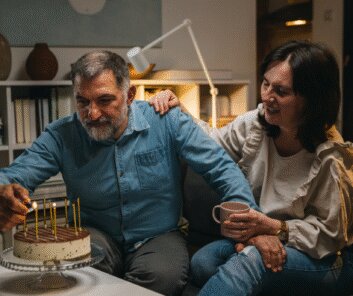 Red Flags When Dating in Your 60s